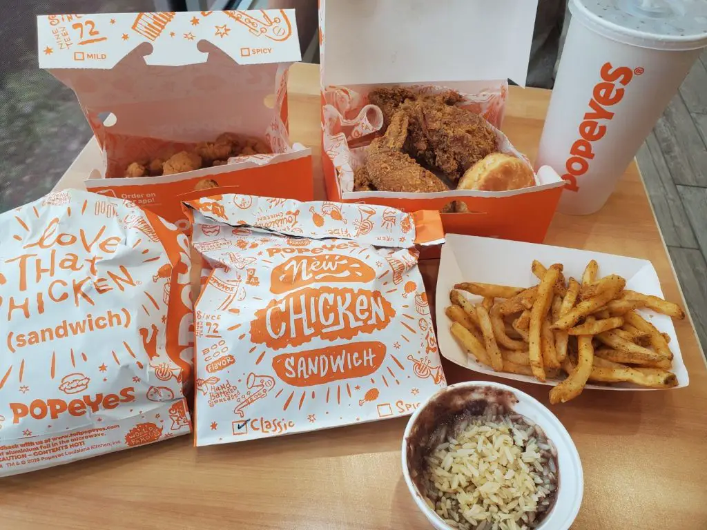 new chicken sandwich popeyes canada