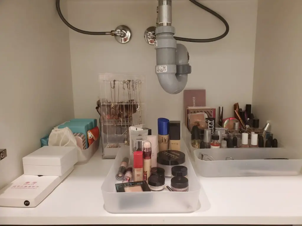 Fall Cleaning Makeup Before