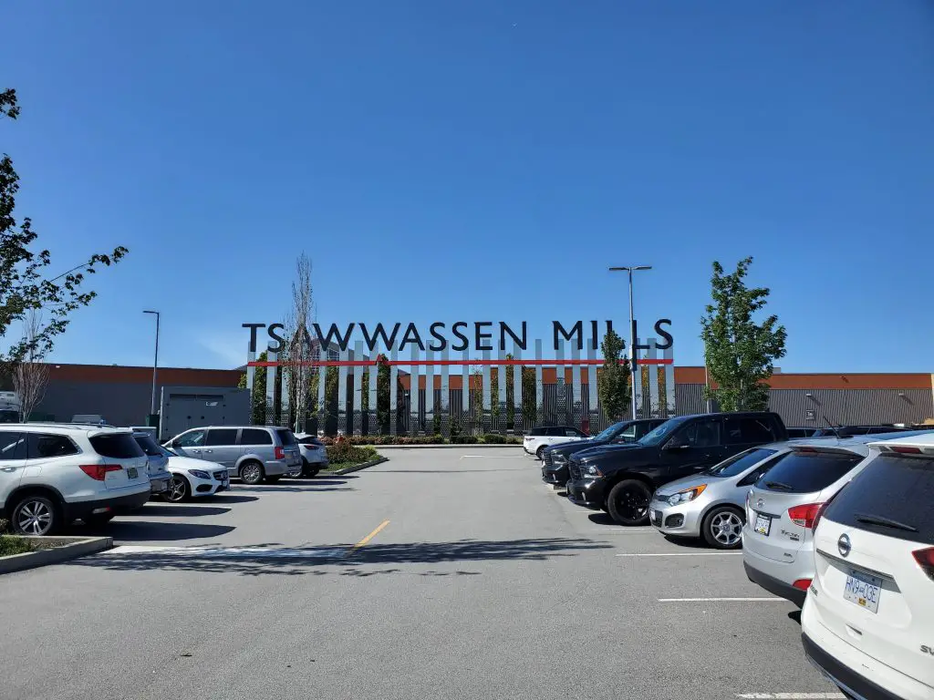 Tsawwassen Mills Parking